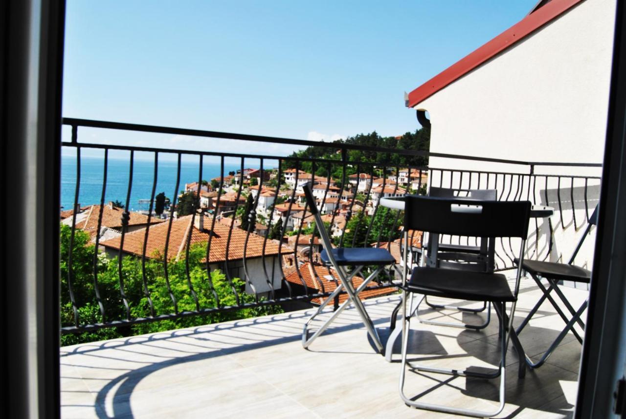 Lake View Apartment Ohrid Luaran gambar