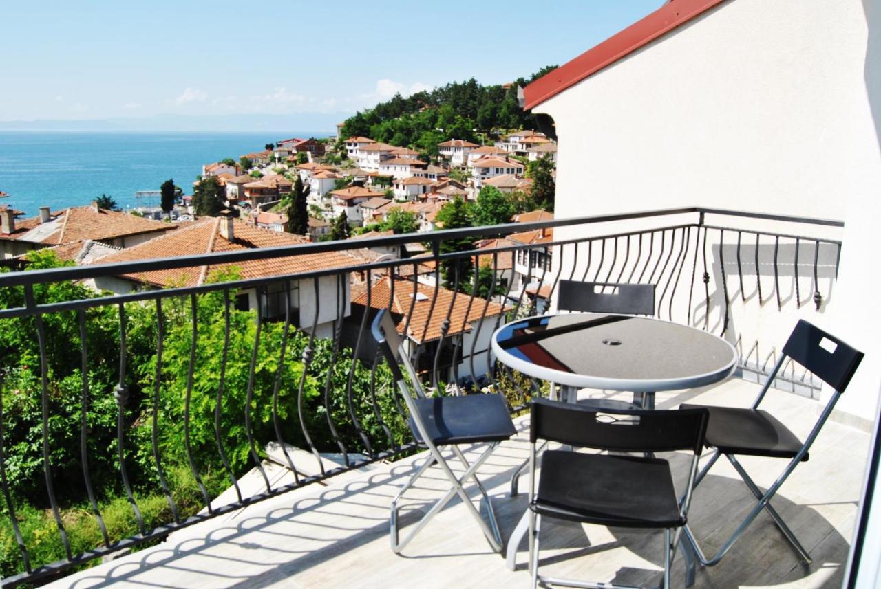 Lake View Apartment Ohrid Luaran gambar